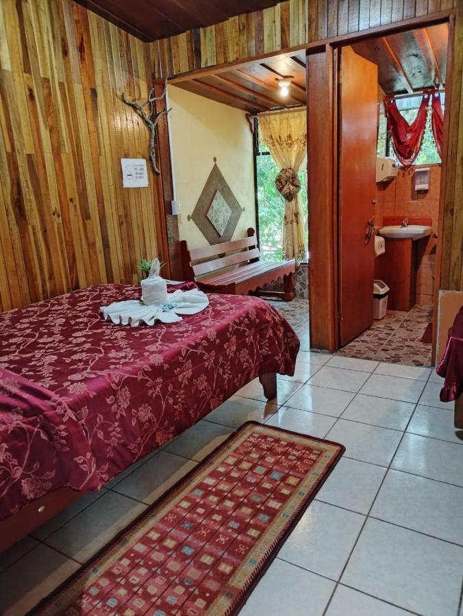 Pension Y Cabinas Colibri B&B Costa Rica Monteverde Ngoại thất bức ảnh
